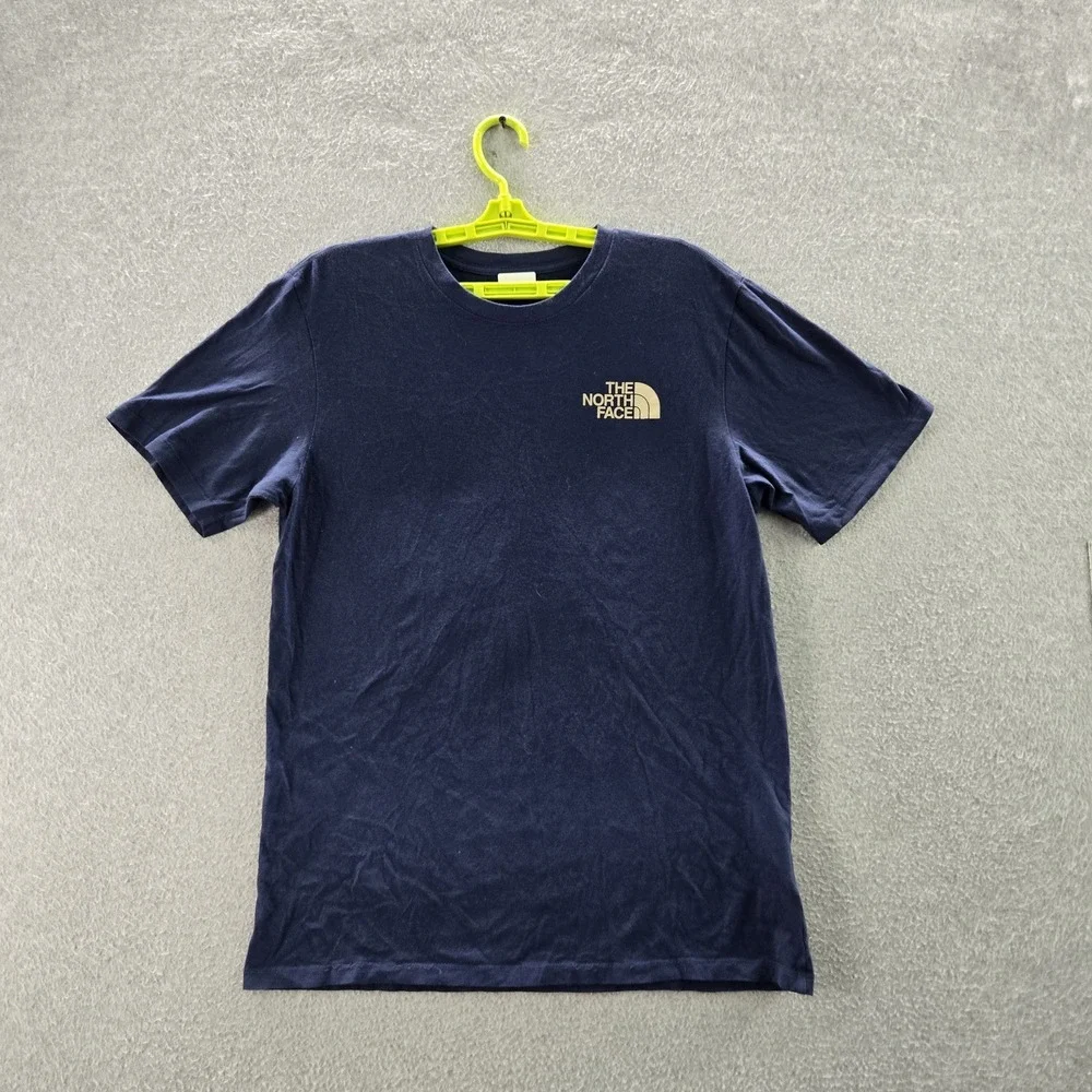 The North Face Men‎ Shirt M Blue Graphic Print Hiker Mountain Gorpcore Logo